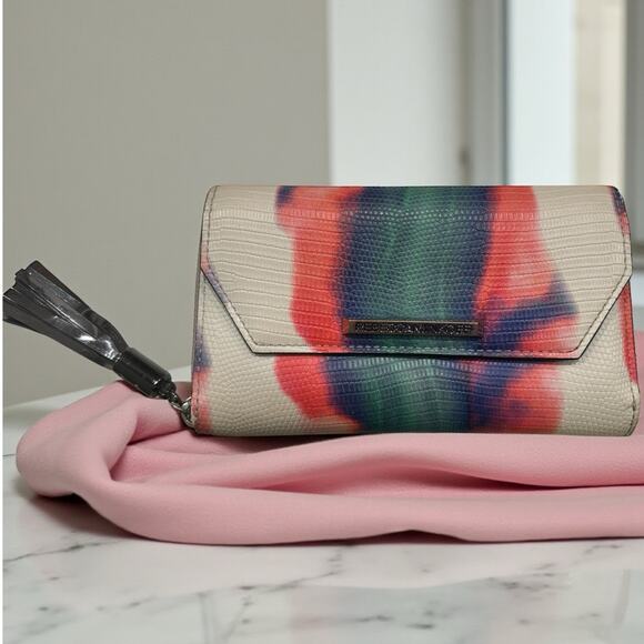 Rebecca Minkoff Megan Slim Wallet Leather Zip Around Card Holder Designer Purse - Picture 1 of 7